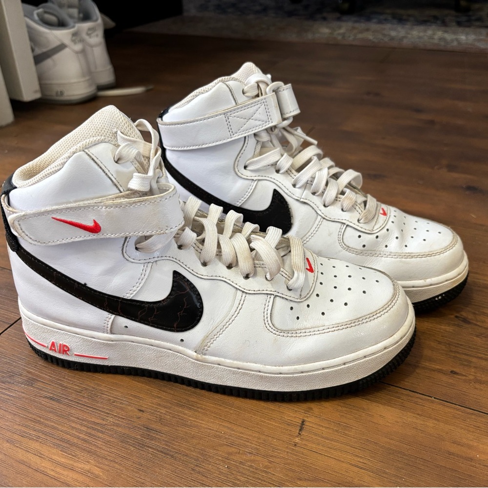 Nike Air High-Top Sneakers White Black Red -Size 6Y